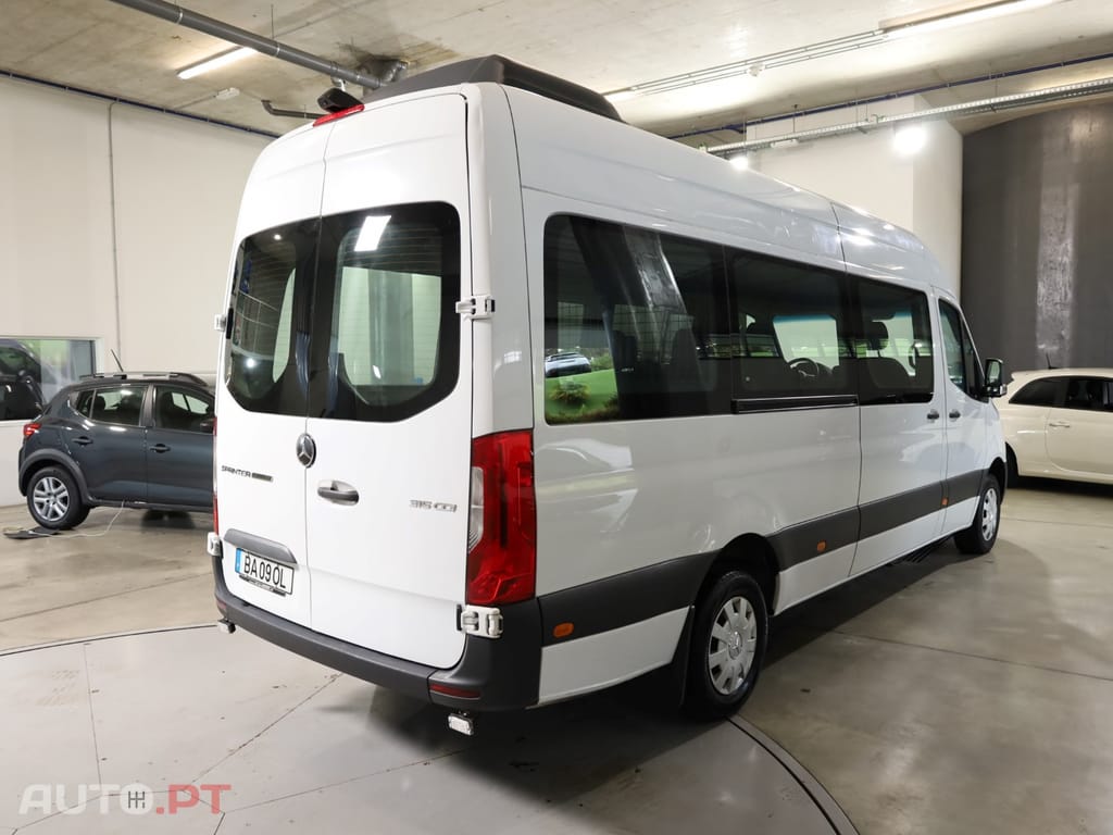 Mercedes-Benz Sprinter 315 CDI/43 Luxo (2+2+2+3)