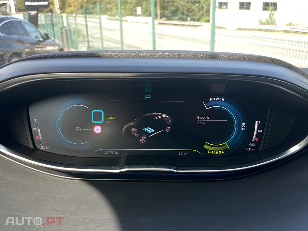Peugeot 3008 1.6 Hybrid Allure Pack e-EAT8