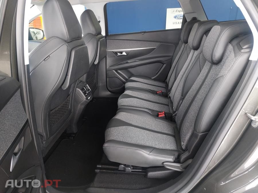 Peugeot 5008 1.5 BlueHDi Allure EAT8