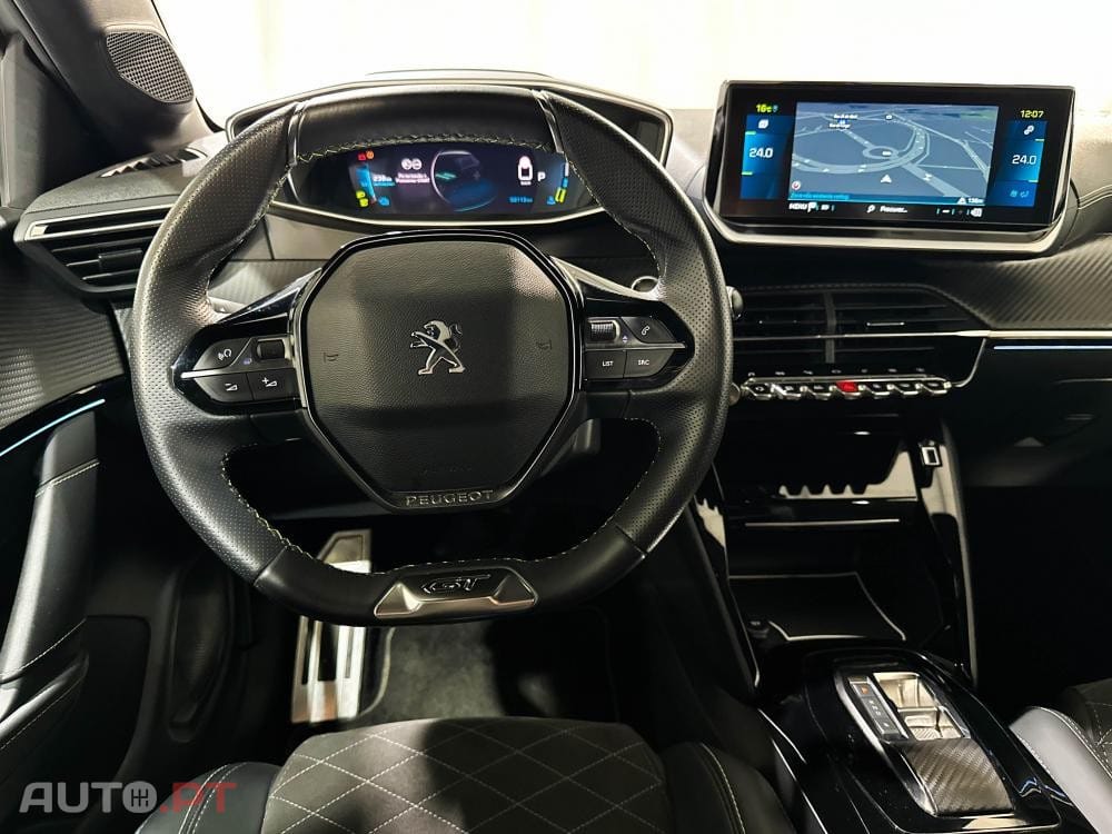 Peugeot E-208 50 kWh GT Pack