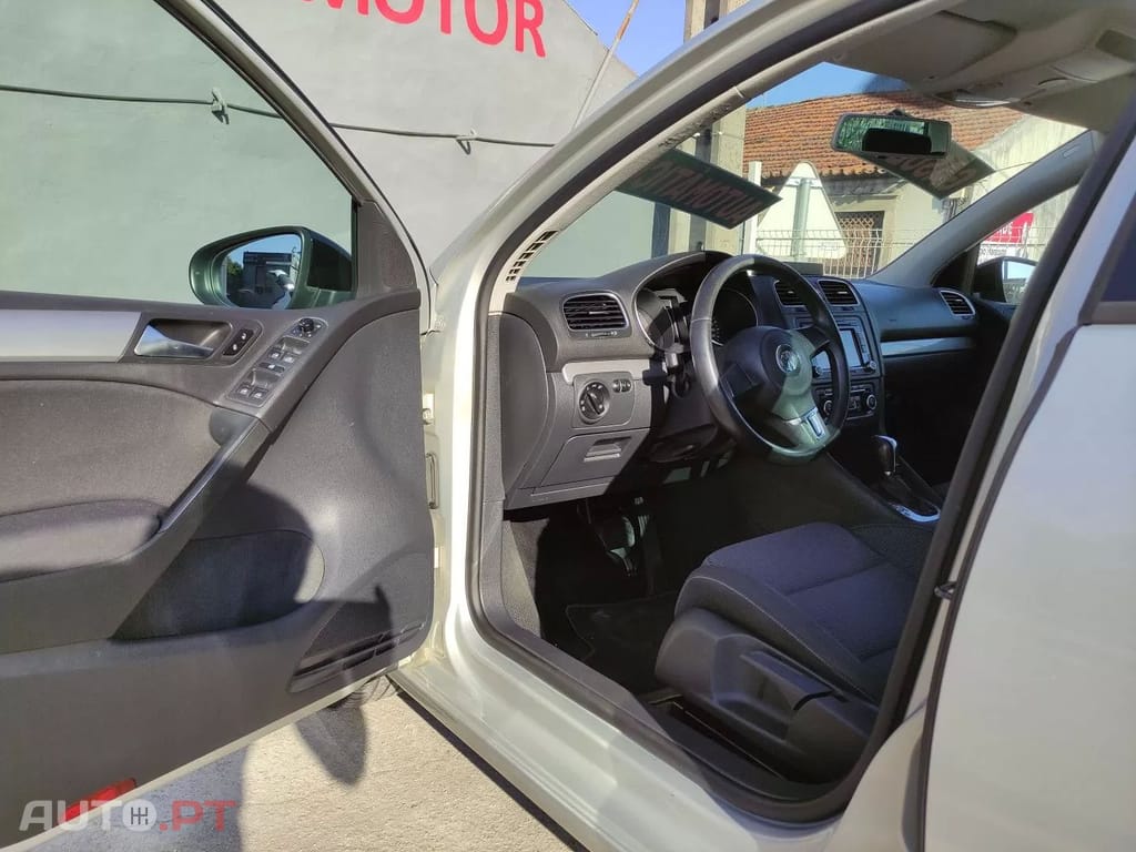 Volkswagen Golf 1.2 TSi BlueMotion DSG Cup