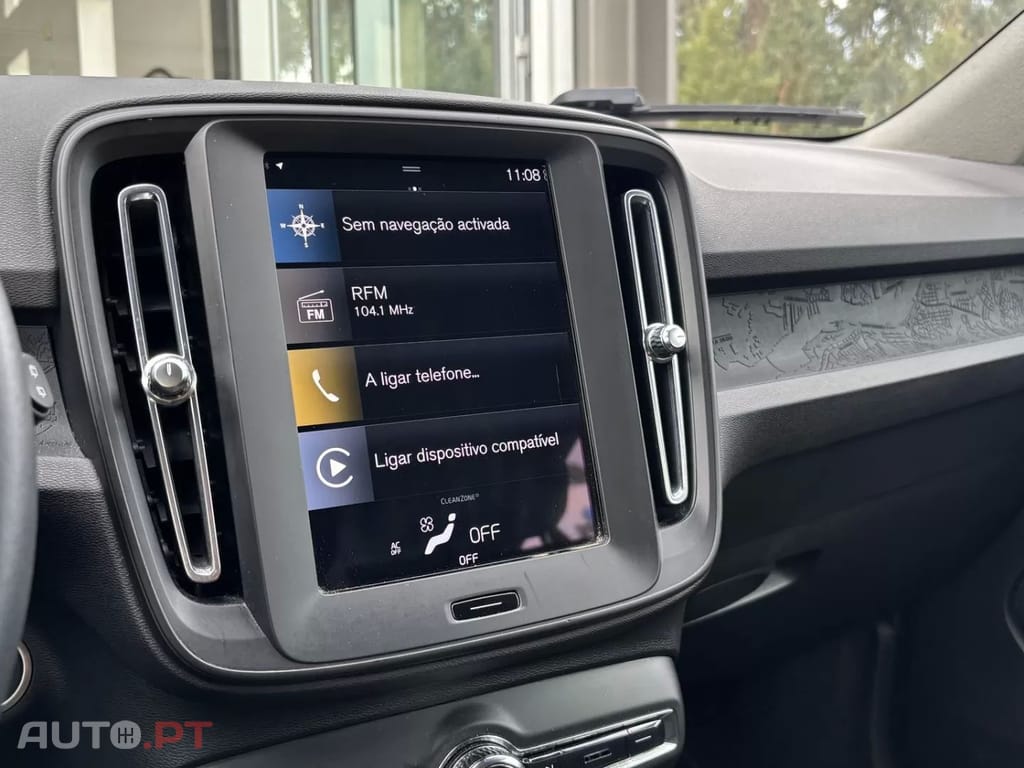 Volvo XC40 1.5 T3 Momentum Plus