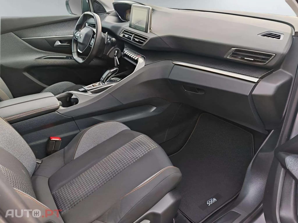 Peugeot 5008 1.5 BlueHDI 130 EAT8 