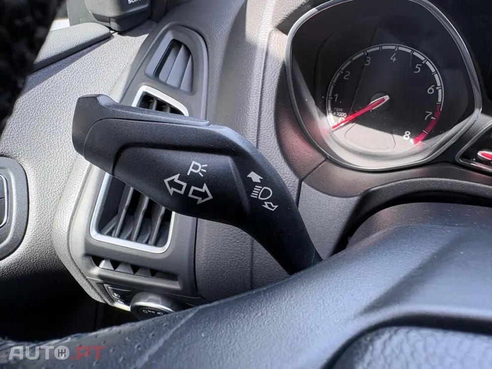Ford Focus 2.0 EcoBoost ST c/ Pack Pele Desportiva