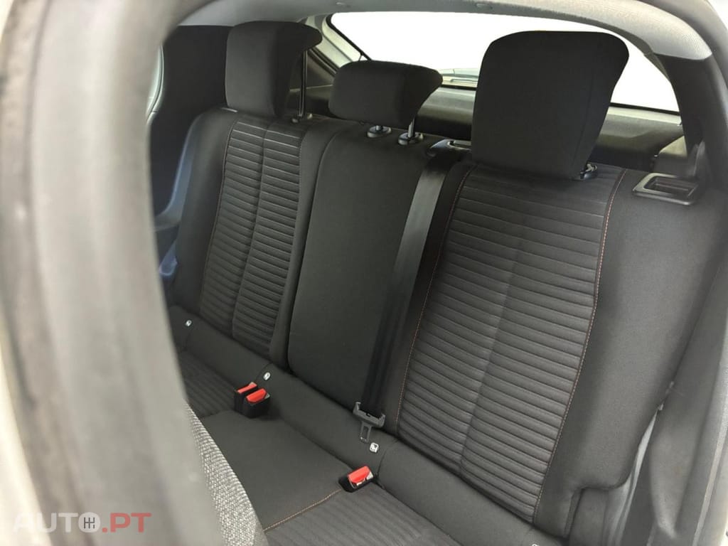 Peugeot E-208 50 kWh Active Pack