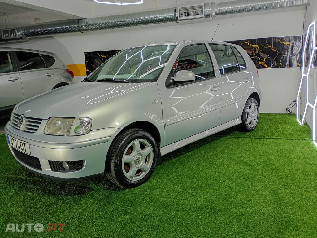Volkswagen Polo 1.4 TDi Confortline ABS