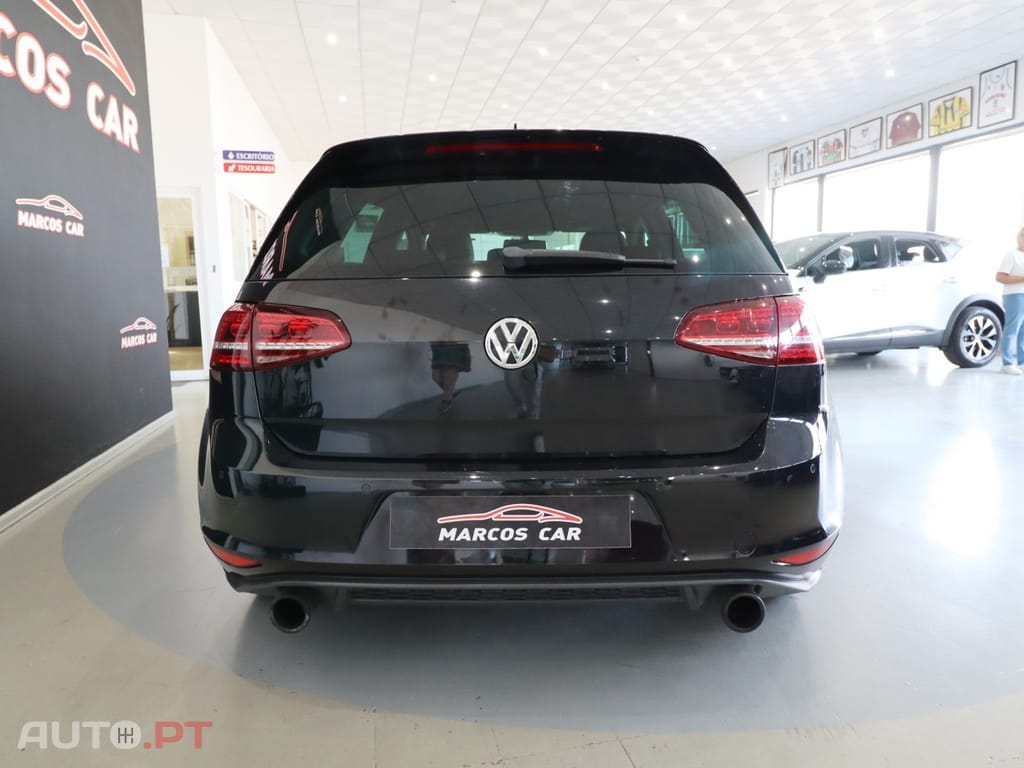 Volkswagen Golf 2.0 gti
