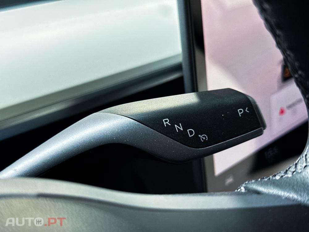 Tesla Model Y Standard