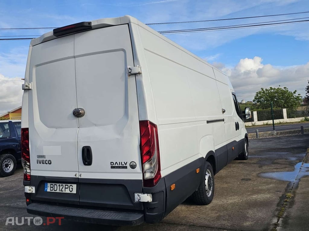 Iveco Daily 3.0 35S18 3000