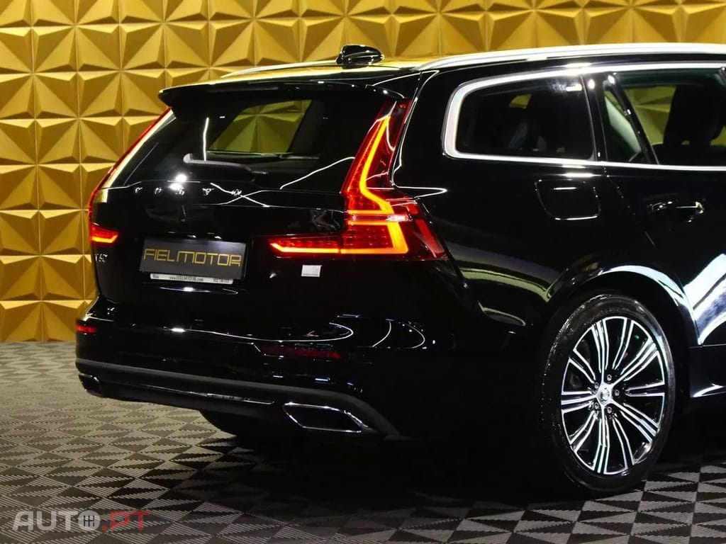 Volvo V60 2.0 T6 AWD TE Inscription — fotografia 8