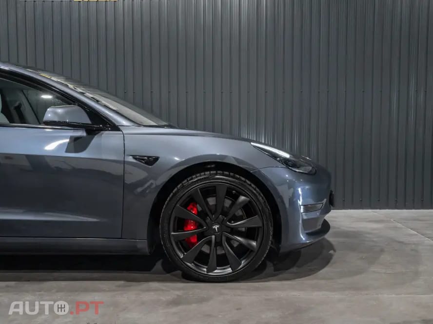 Tesla Model 3 Performance Dual Motor AWD