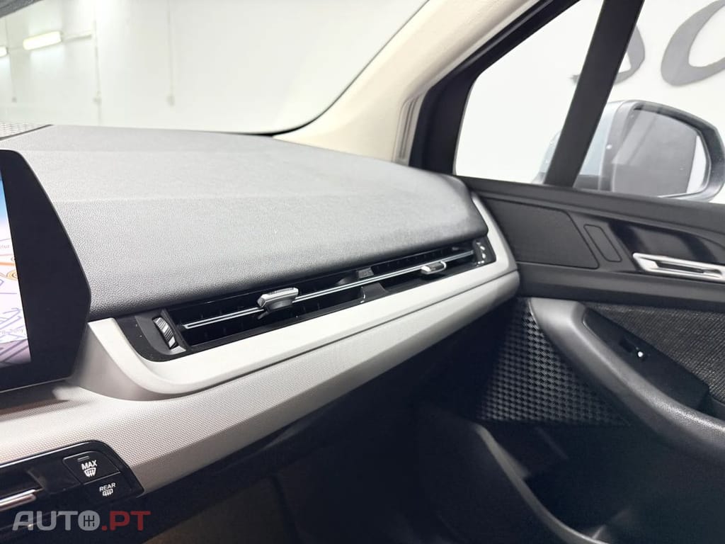 BMW 218 d Auto