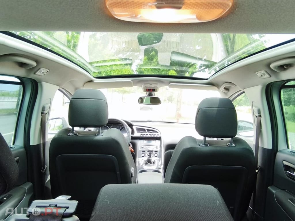 Peugeot 3008 1.6 HDi Executive