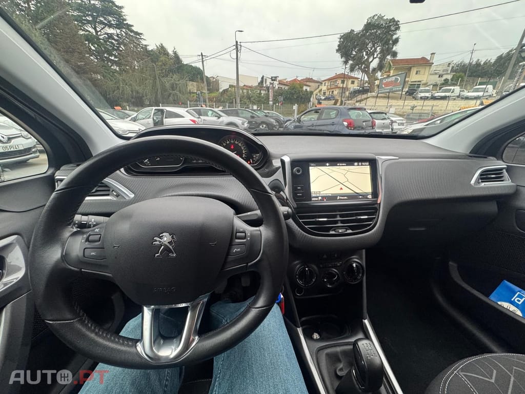 Peugeot 2008 1.2 PureTech Active
