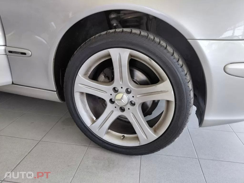 Mercedes-Benz E 220 CDI Classic