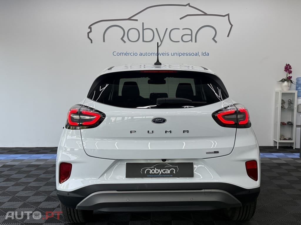 Ford Puma 1.0 EcoBoost MHEV Titanium Design