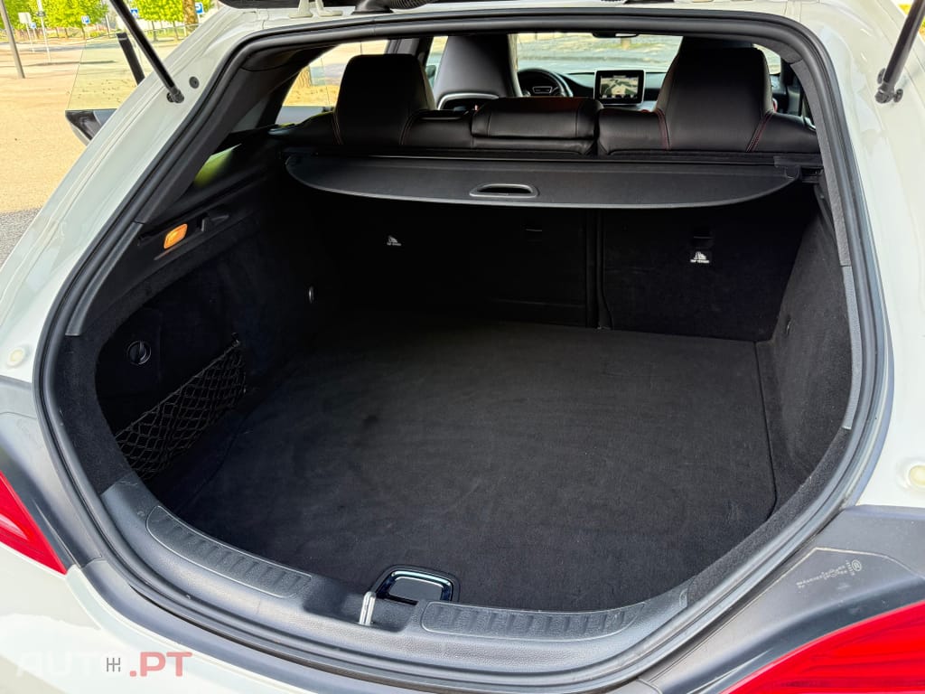 Mercedes-Benz CLA 200 (CDI) d 4Matic 7G-DCT AMG Line