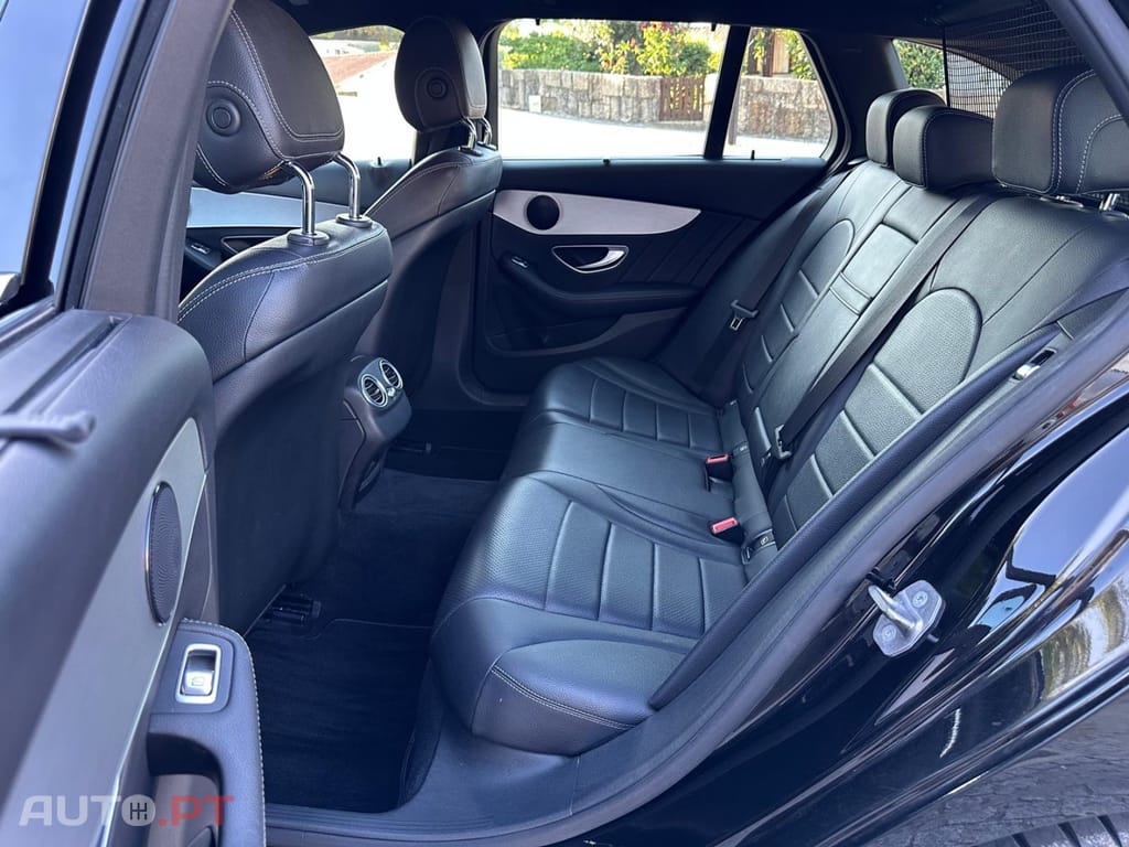 Mercedes-Benz C 300 h AMG Line