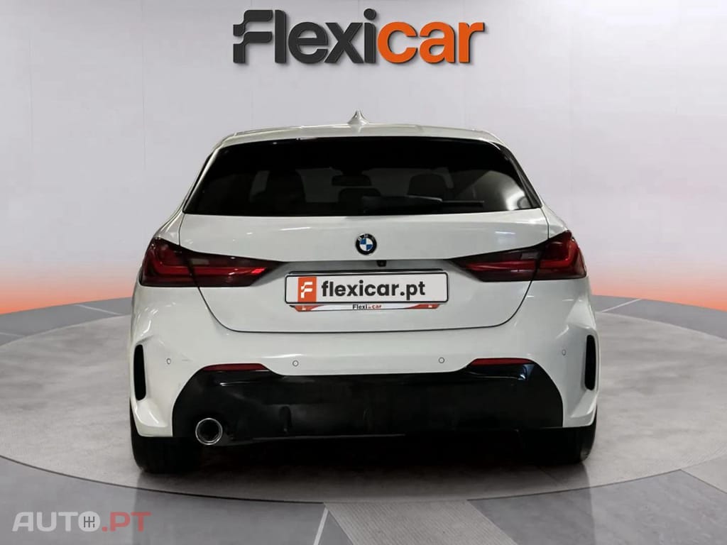 BMW 116 d Pack Desportivo M Auto