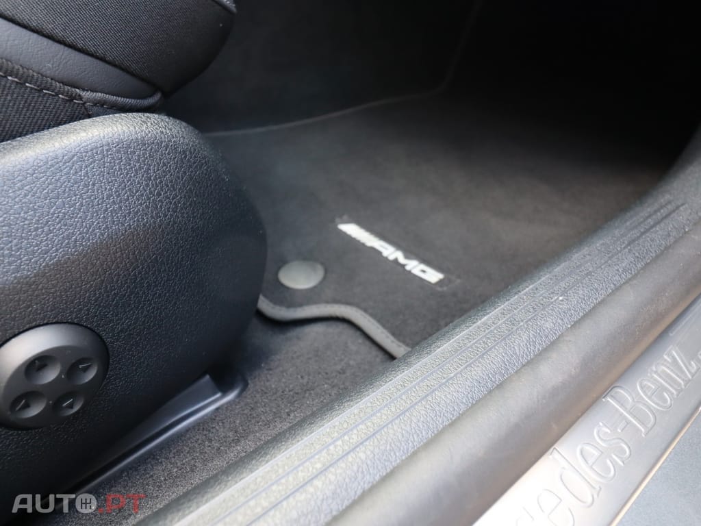 Mercedes-Benz C 300 de 4Matic T 9G-TRONIC AMG Line