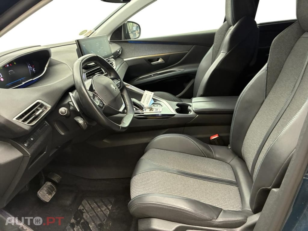 Peugeot 5008 1.5 BlueHDi Allure Pack EAT8