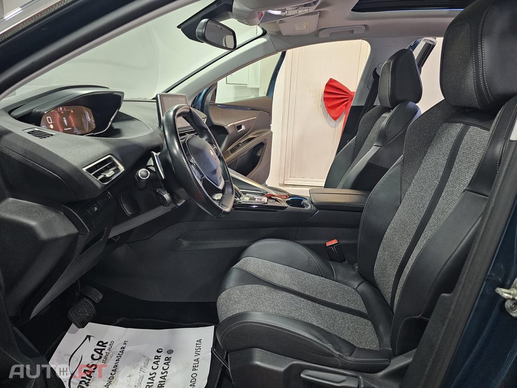 Peugeot 5008 1.5 BlueHDi Allure EAT8