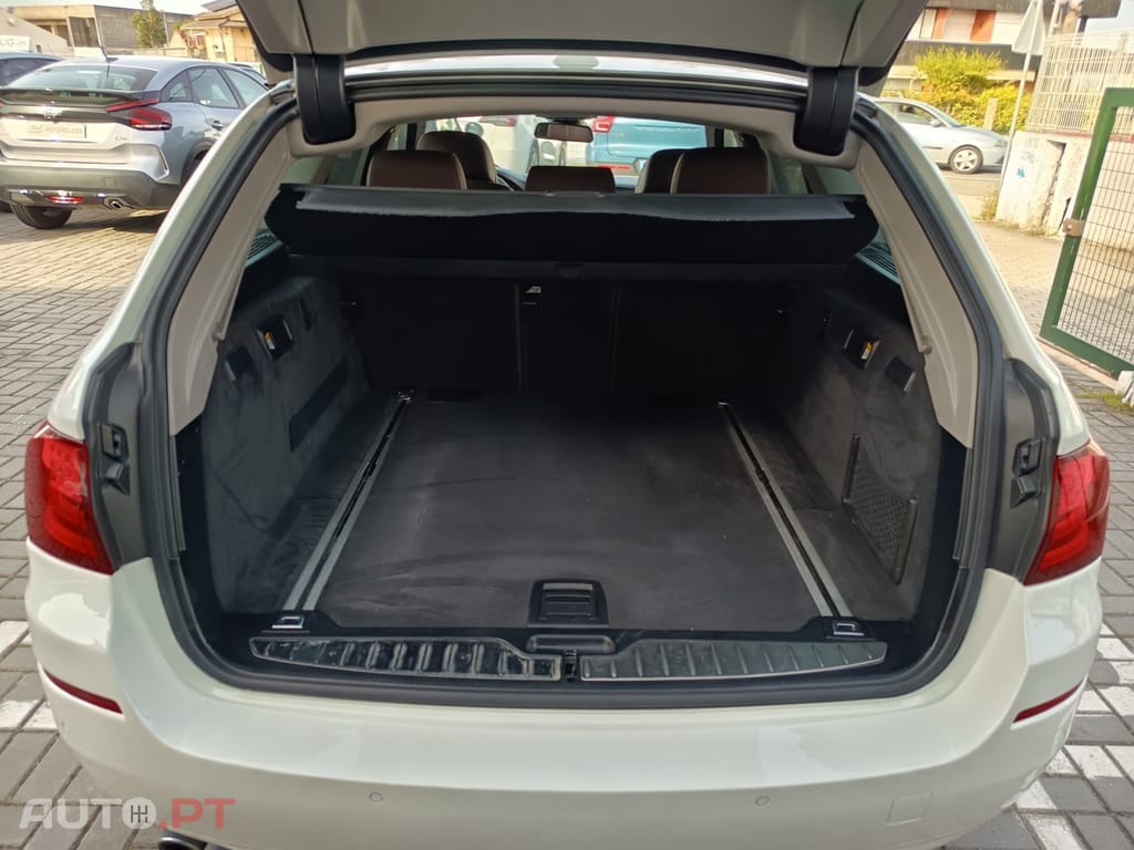BMW 525 d xDrive Auto