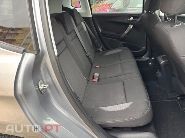 Peugeot 2008 1.6 BlueHDi Style