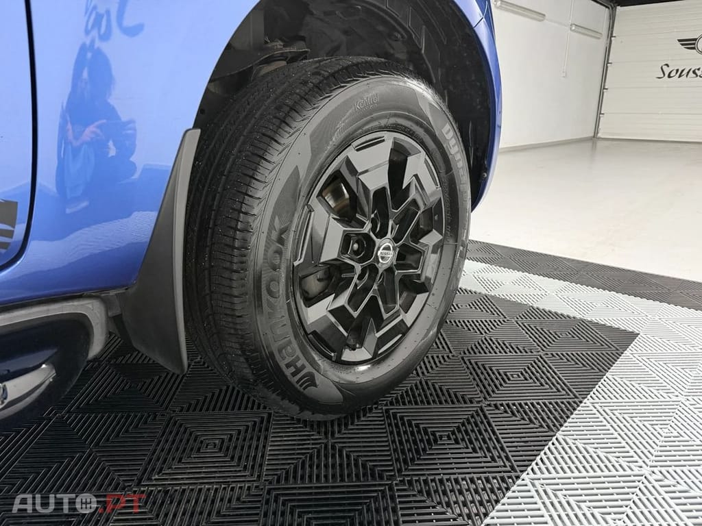 Nissan Navara 2.3 dCi CD 4WD N-Guard Auto