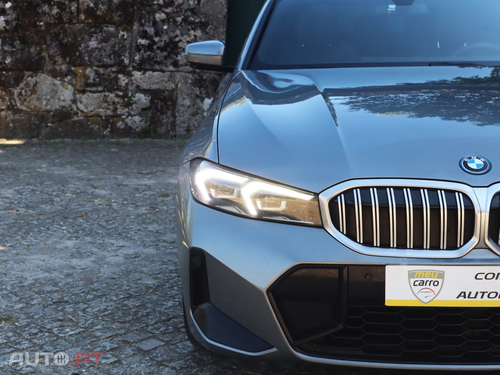 BMW 330 e Touring Pack M Auto