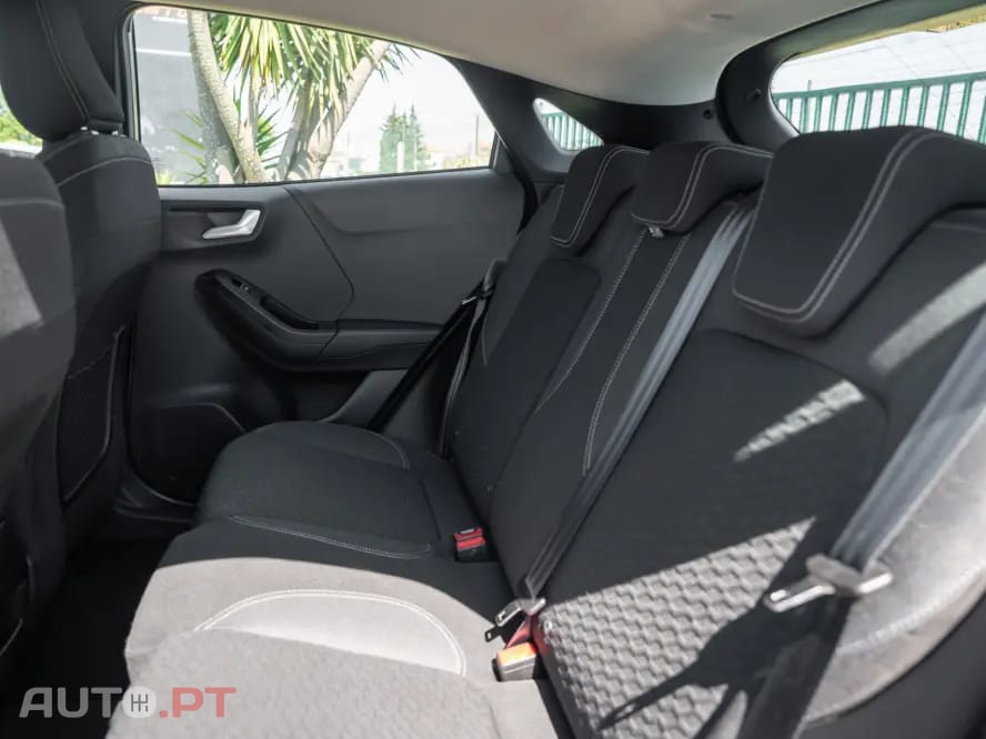 Ford Puma 1.0 EcoBoost Hybrid Aut. TITANIUM