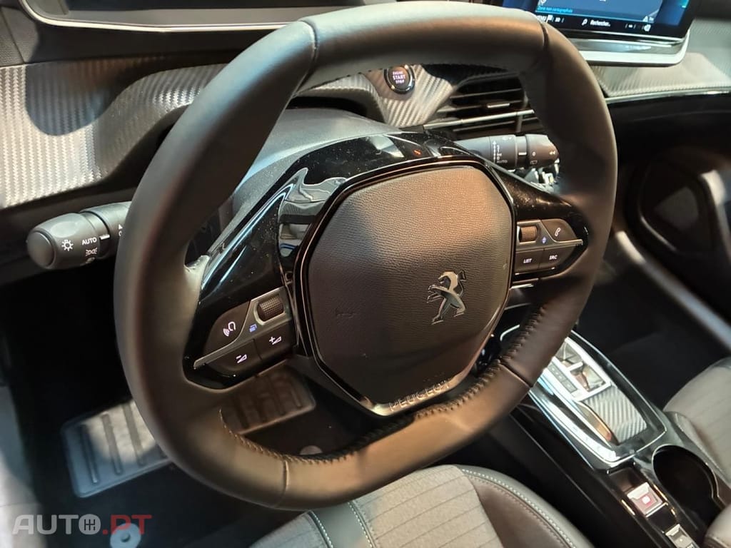 Peugeot E-208 50 kWh Allure Pack