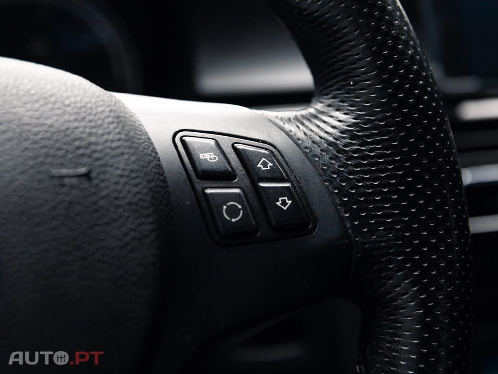 BMW 320 d Coupe Edição M