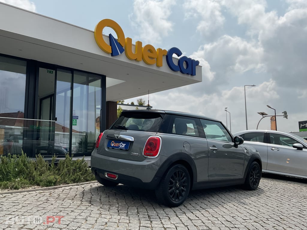 MINI Cooper Cooper D