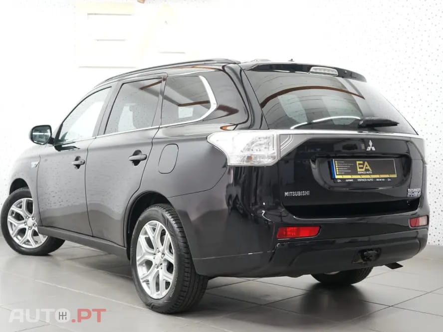 Mitsubishi Outlander 2.0 4WD Plus