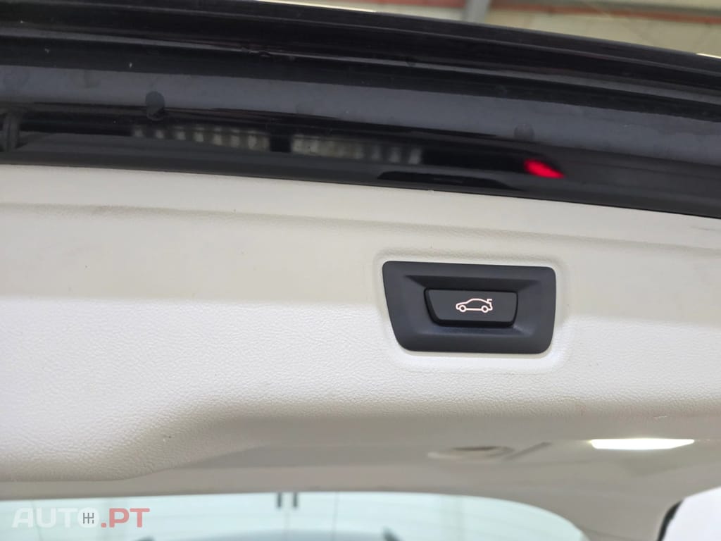 BMW 318 d Touring Auto