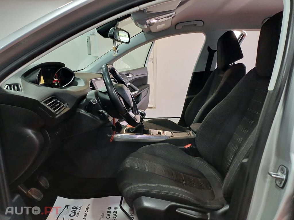 Peugeot 308 1.6 BlueHDi Allure