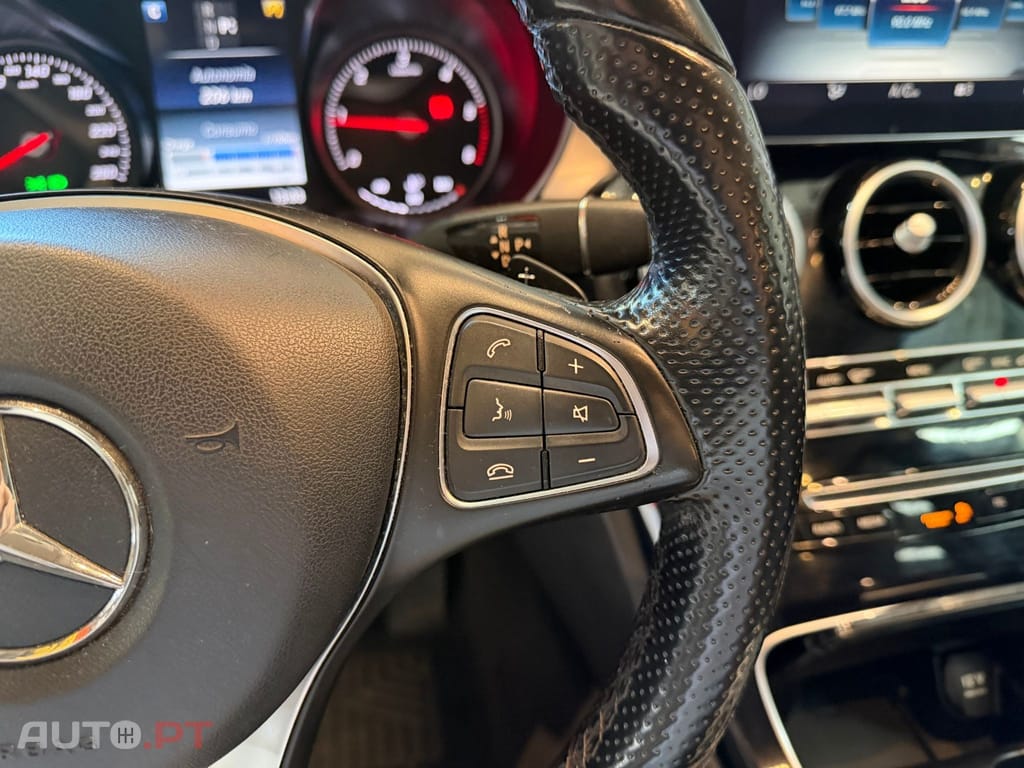 Mercedes-Benz C 180 D AVANTEGARDE