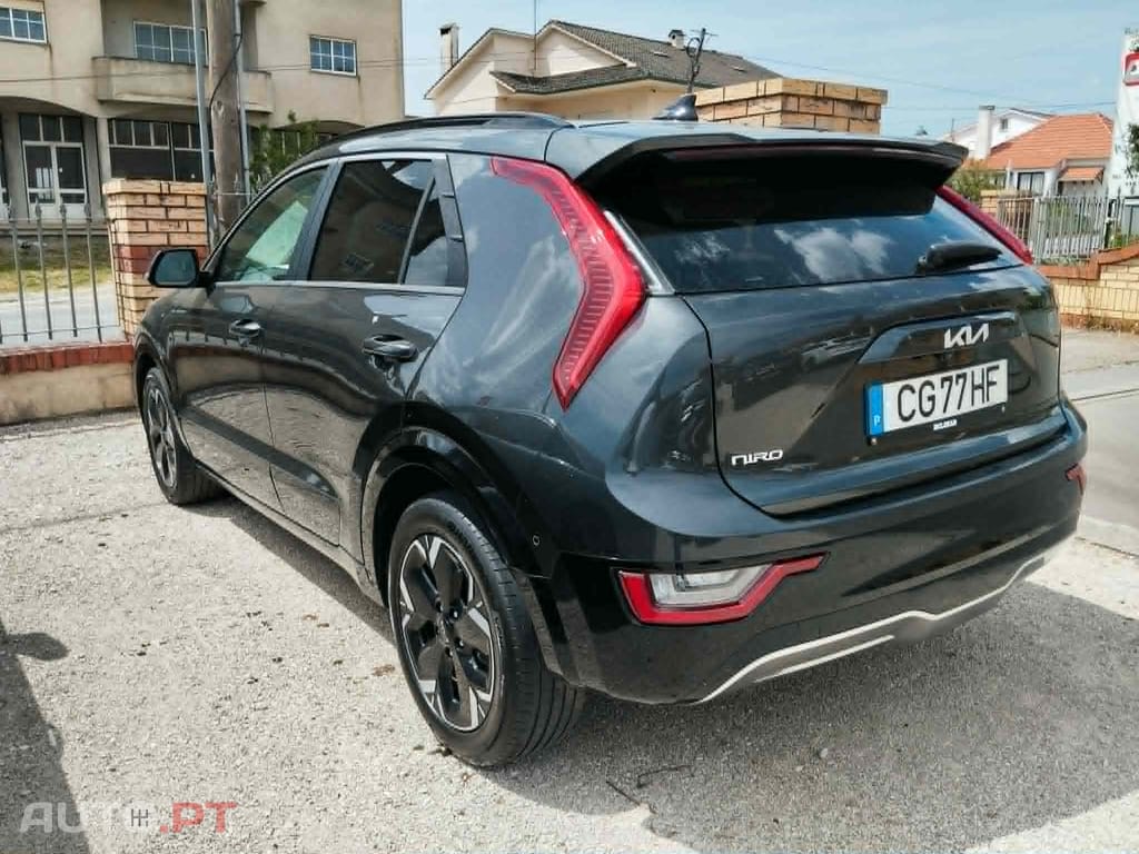 Kia Niro 204cv