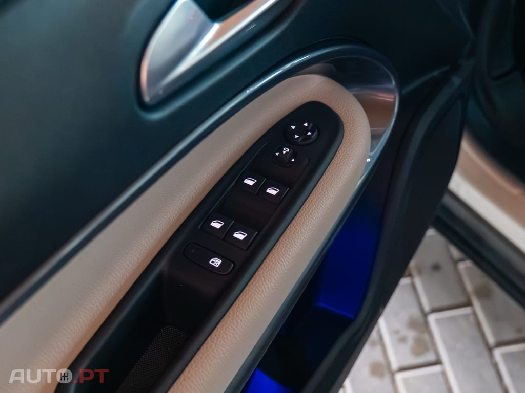 Fiat 600 1.2 Híbrido La Prima