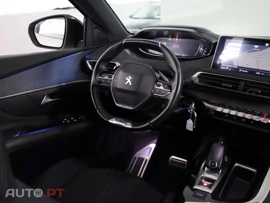 Peugeot 3008 1.5 BlueHDi GT Line EAT8 — fotografia 16