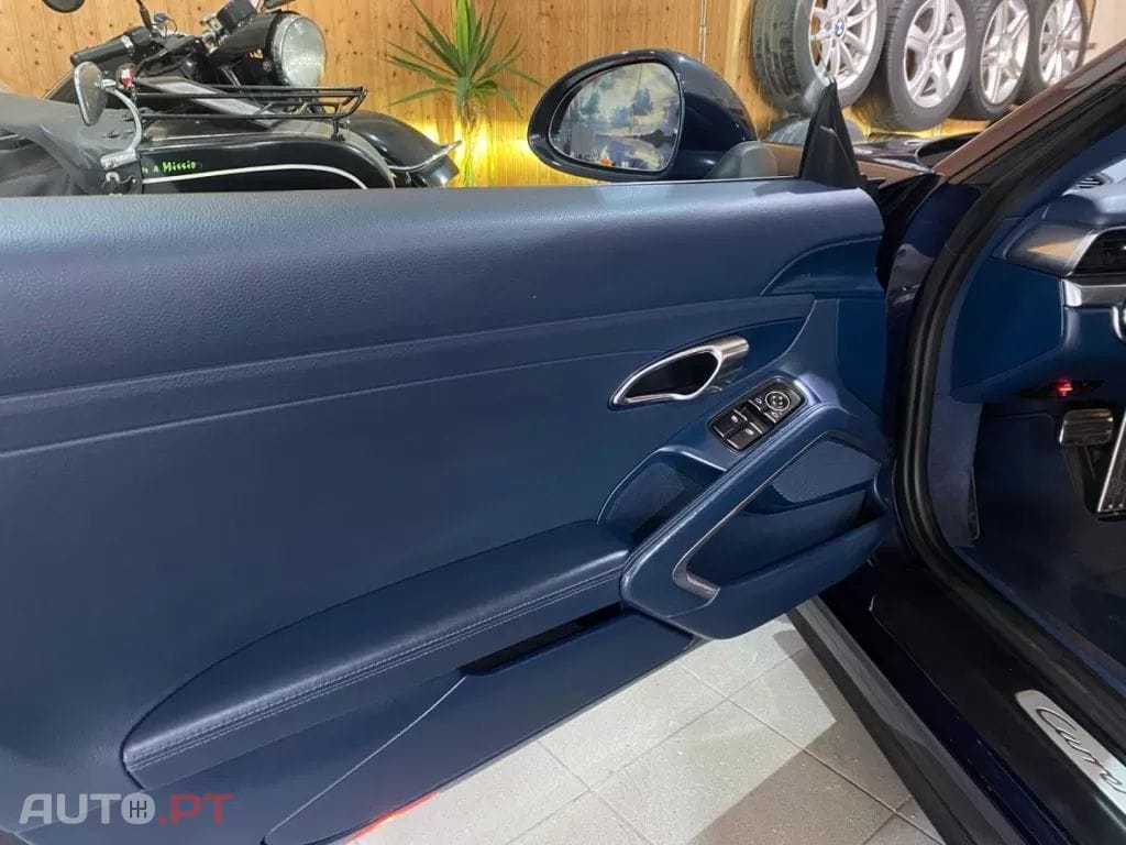 Porsche 911 991 Carrera 4 PDK Sport Chrono