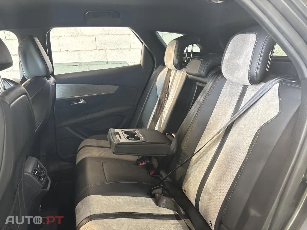 Peugeot 3008 1.6 Hybrid GT e-EAT8