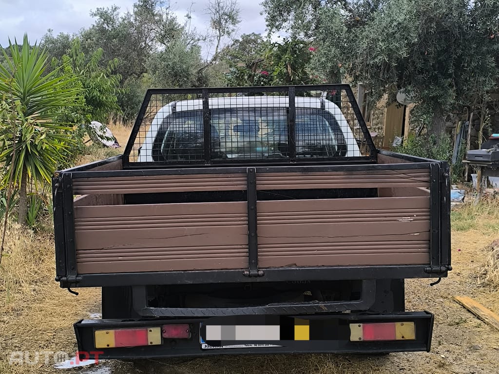 Mitsubishi L200 2.5 DI-D Cabine Dupla (4x2)