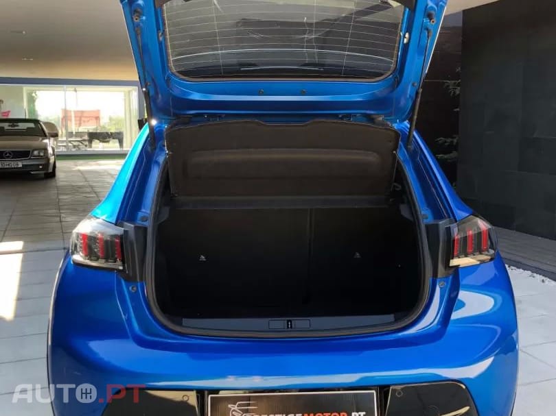 Peugeot 208 E GT Line