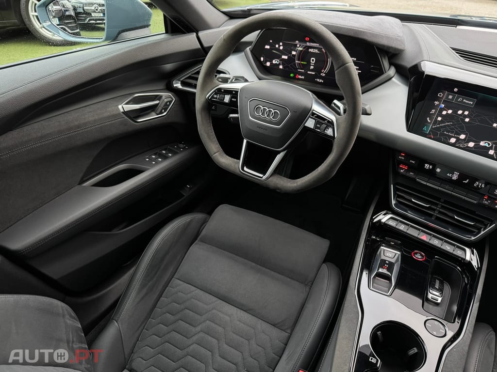 Audi E-Tron GT quattro