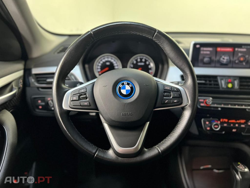 BMW X1 xDrive25e