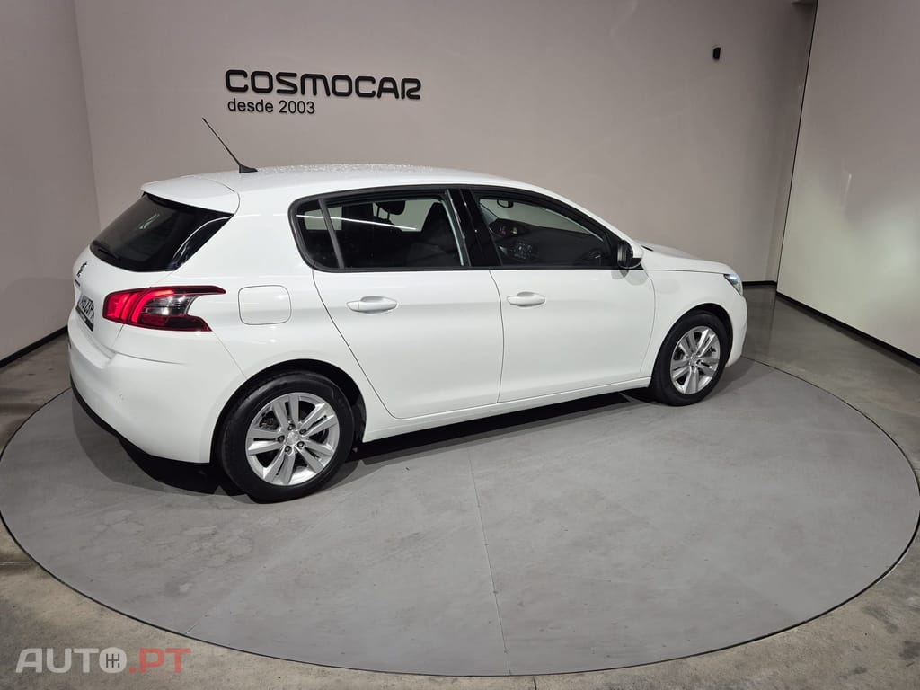 Peugeot 308 1.5 BlueHDI Business Line