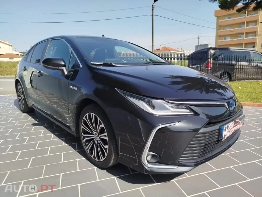 Toyota Corolla 1.8 Hybrid Exclusive