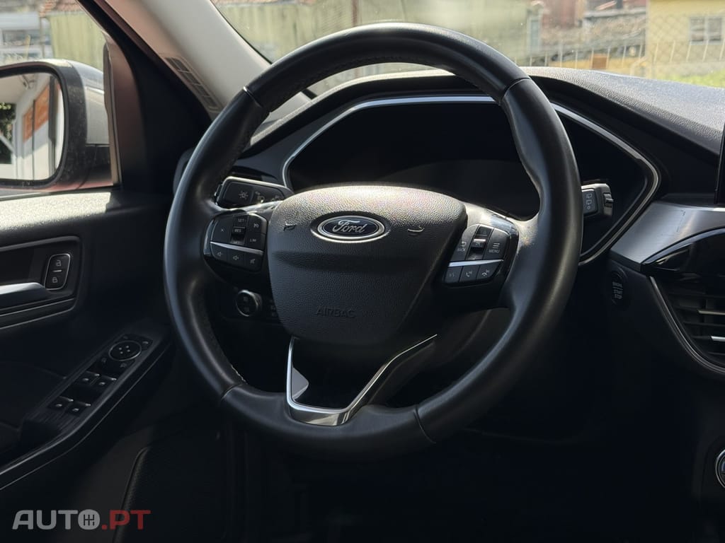 Ford Kuga 1.5 TDCi EcoBlue Titanium